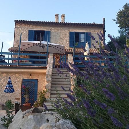 La Casa Dalle Finestre Blu アッバテッジョ エクステリア 写真