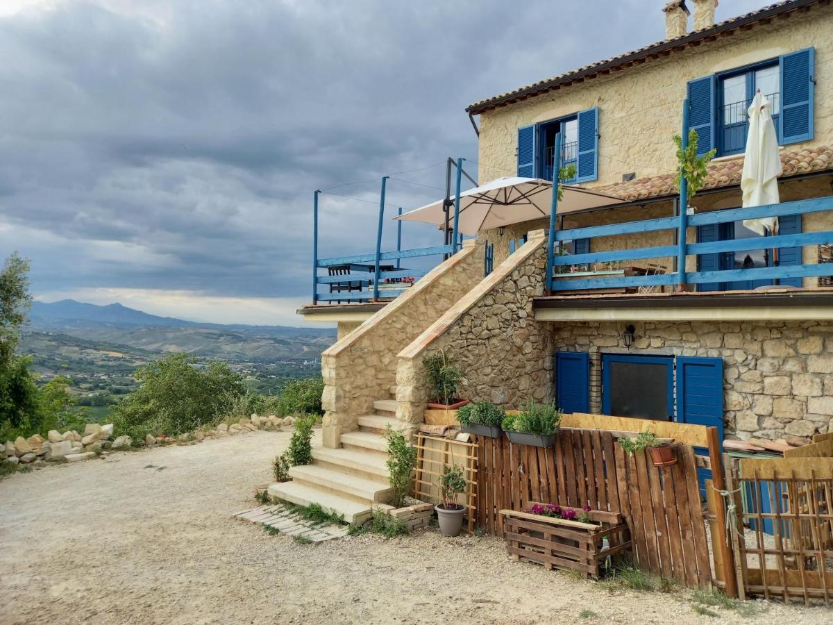 La Casa Dalle Finestre Blu アッバテッジョ エクステリア 写真